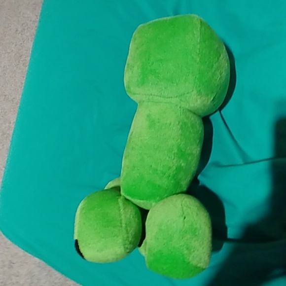👽Minecraft creeper stuffed animal👽 - Picture 2 of 3